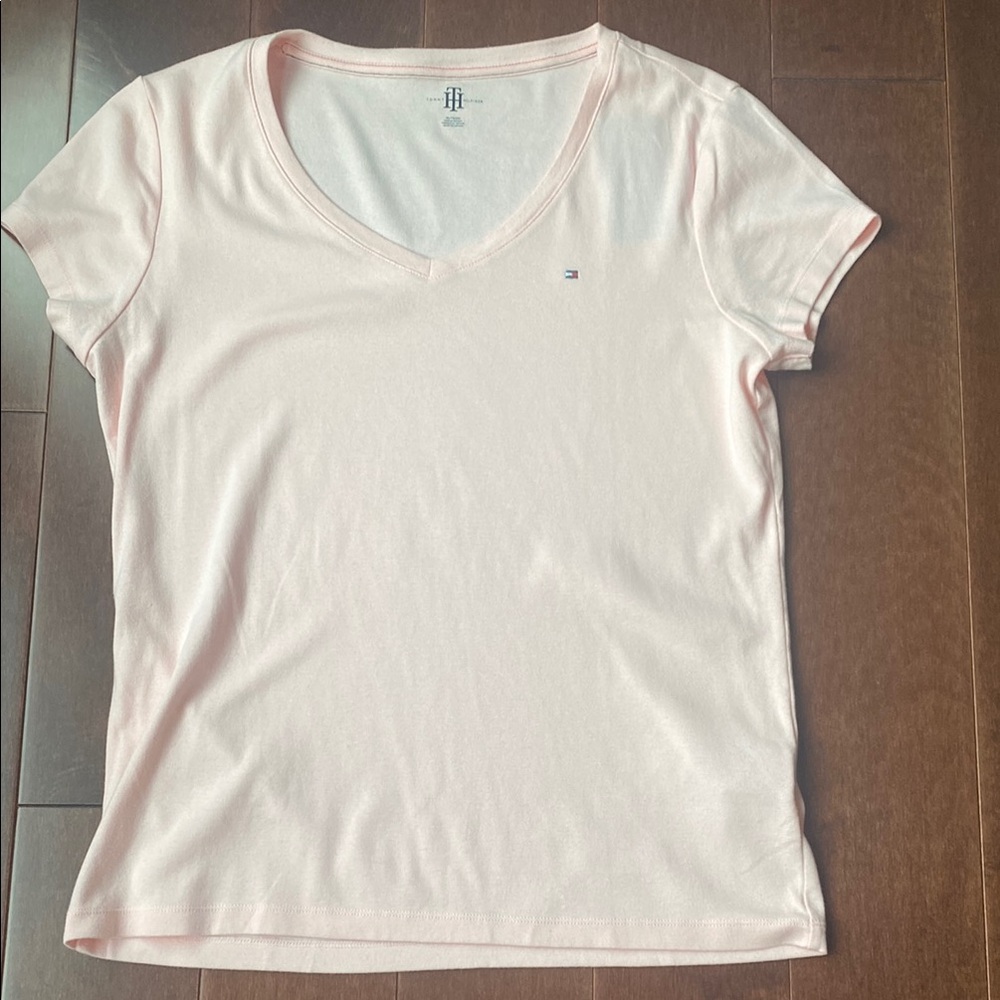 Tommy Hilfiger Women's Light Pink Short Sleeve Tee